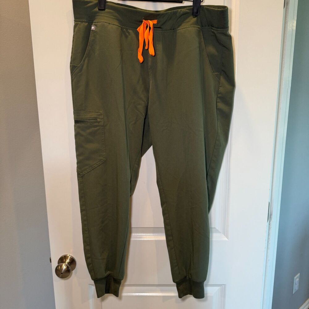 NWOT Figs Zamora Jogger Scrub Pants Olive Green Orange Tie Size XL Petite